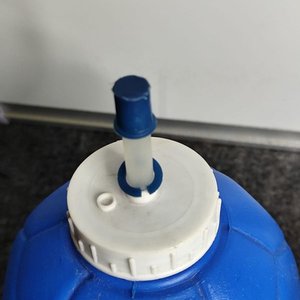 Vaso o Botella Azul Forma Pelota "Portezuelo" - imagen 3