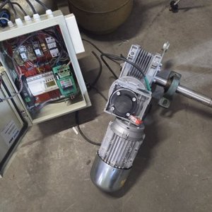 Lote anterior: Motor Reductor Autofrenante 4 HP con Eje y Cremallera, Tablero con Variador