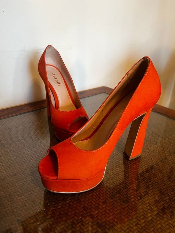 Zapatos de Gamuza Naranja Datelli Talle 37 Taco Plataforma - imagen 1