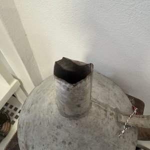 Embudo de Chapa Metálica con Asa - imagen 3