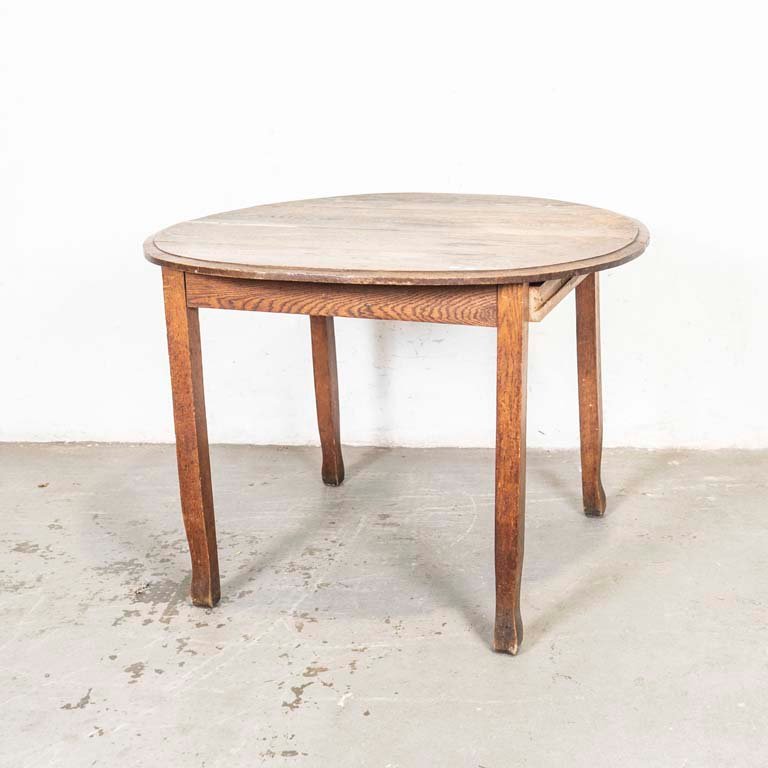 Lote anterior: Mesa de comedor circular en roble con detalles de calidad