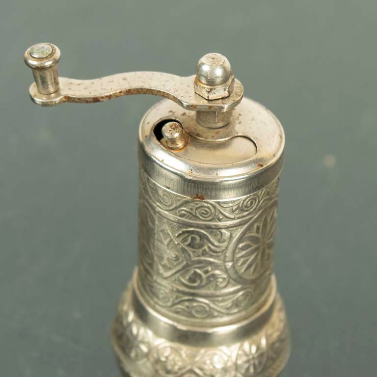 Item 2103995 - Image 1