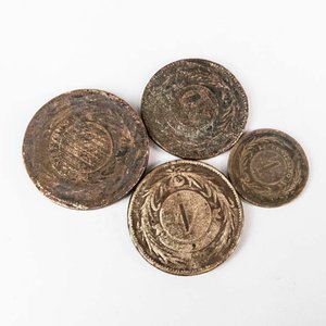4 Monedas de Cobre de Uruguay - Varios Valores y Años - imagen 1