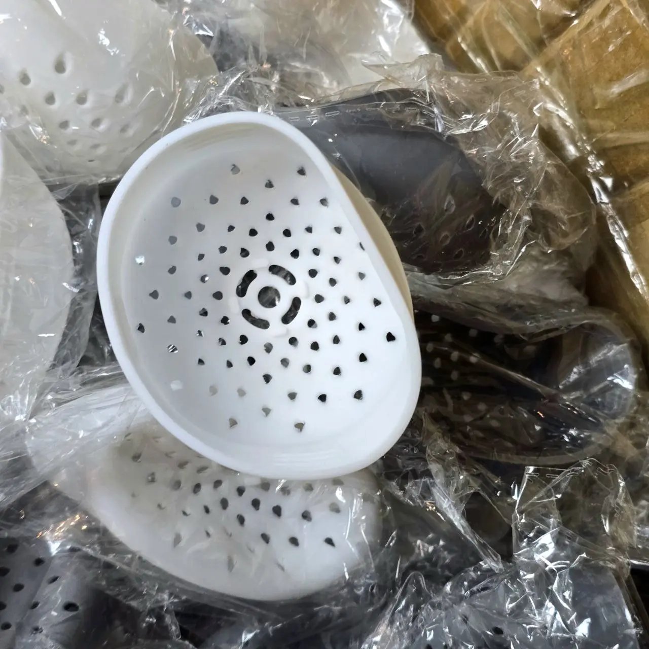 Coladores en silicona para latas en gran cantidad - imagen 3