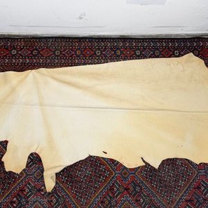 Pieza de Cuero Beige para Tapicería - imagen 1
