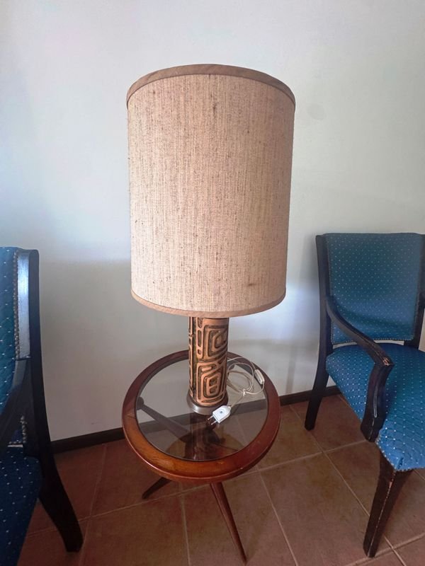 Lámpara de mesa vintage de los años 60