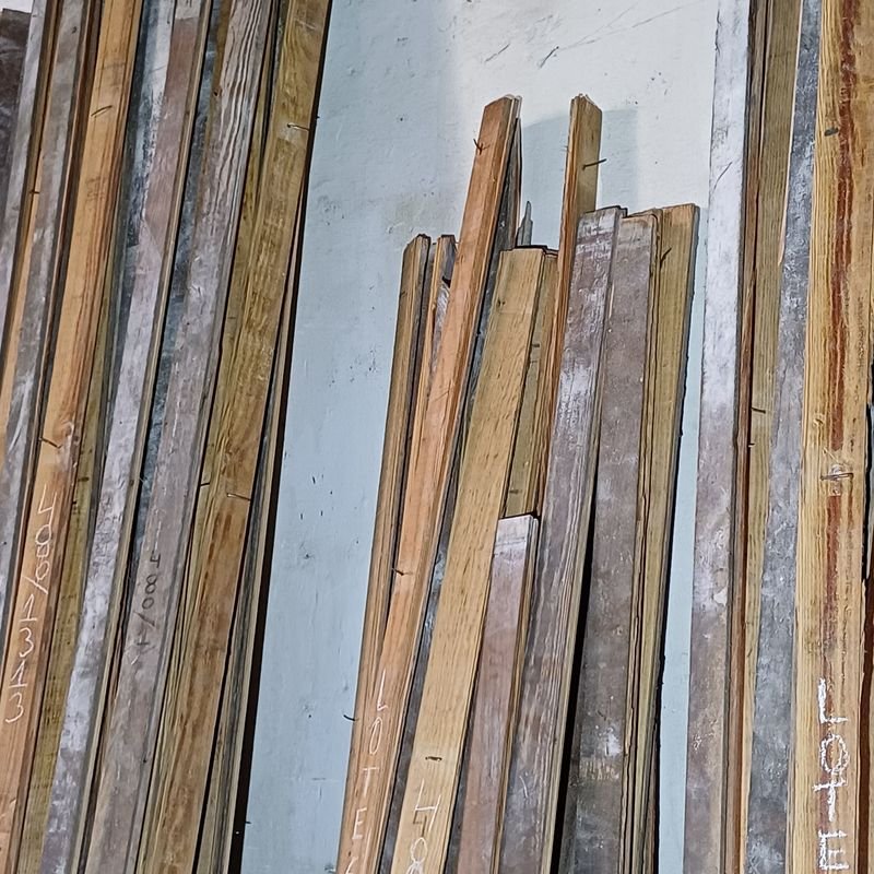 Tablas de piso en pinotea - Venta por subasta - imagen 3