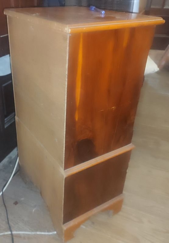Mueble de madera en buen estado - imagen 3