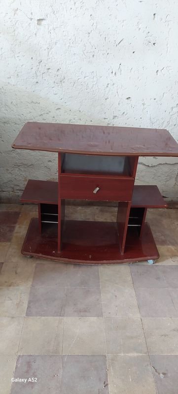 TV rack de MDF en madera con estante - imagen 6