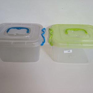 Lote anterior: Dos Cajas Organizadoras Plásticas Transparentes con Tapas de Colores
