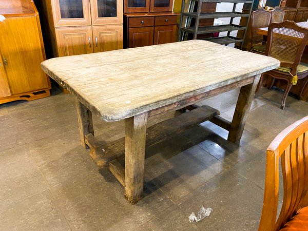 Mesa Rústica de Madera Clara Estilo Campo - imagen 1