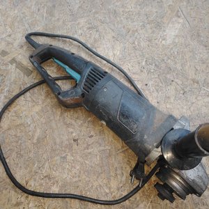 Lote anterior: Amoladora Angular Grande con Cable
