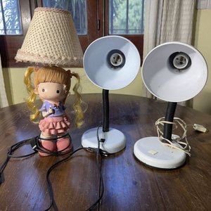 Lote de 3 Lámparas de Mesa: Modernas y Decorativa Infantil - imagen 1