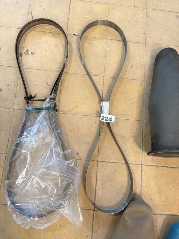 Lote de Sierras de Cinta y Piezas Varias