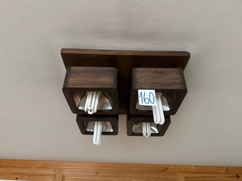 Juego de 2 Lámparas de Techo de Madera: Una de 4 Luces y Otra de 2