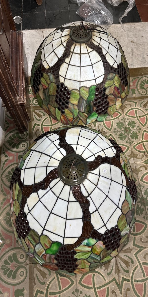 Lámparas Tiffany Estilo Vidrio Multicolor con Diseño de Uvas