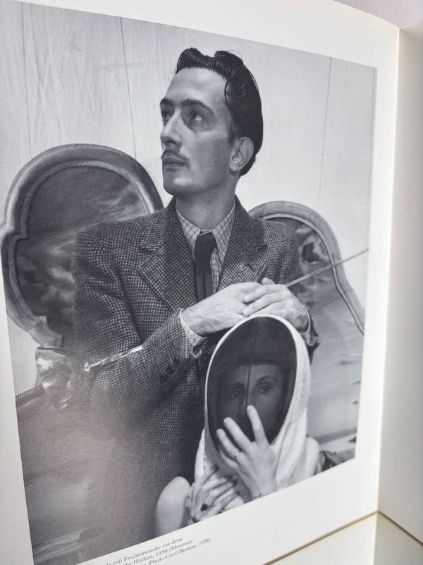 Catálogo de exposición de Salvador Dalí: Obra surrealista y temas clave - imagen 6