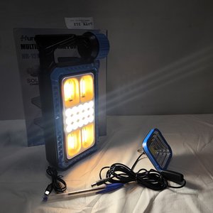 Foco LED Multifunción Recargable Solar y Corriente con Linterna y Panel Independiente - imagen 7