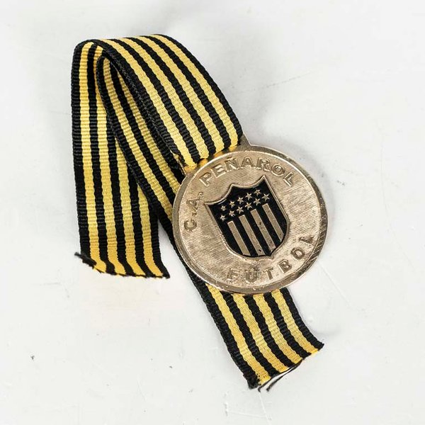 Lote siguiente: Medalla de Peñarol Campeón Uruguayo 1993