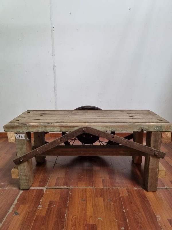 Item 898332 - Image 1