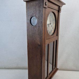 Antiguo Reloj de Pared de Madera con Péndulo y Esfera "Campos y Cia" - imagen 5