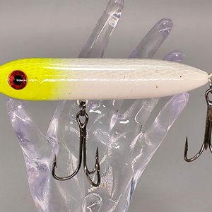 Señuelo de Pesca Artificial Stickbait Blanco y Amarillo Fluorescente con 2 Anzuelos - imagen 1