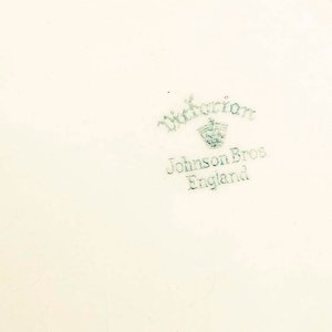 2 Platos Ingleses de Loza Decorados Johnson Bros - imagen 2