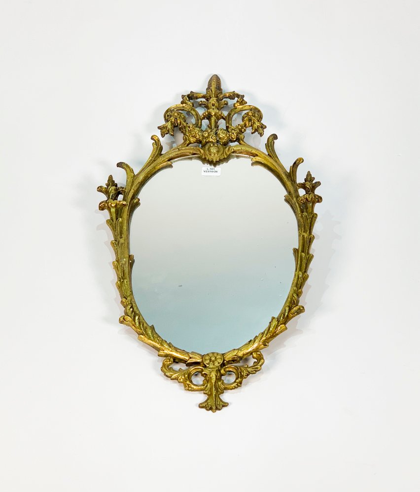 Espejo Oval con Marco de Bronce y Detalle Floral