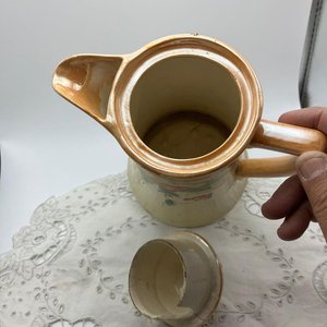 Cafetera o tetera alta de loza o porcelana japonesa antigua - imagen 5