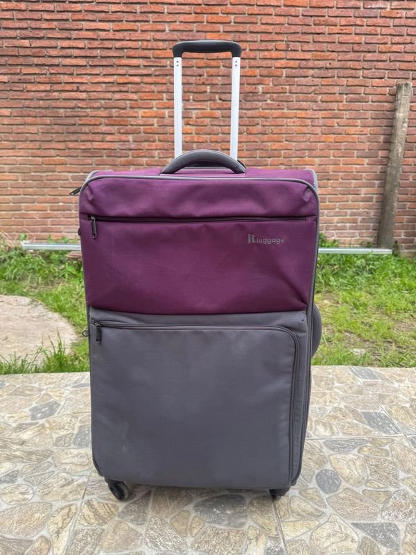 Valija de Viaje It Luggage Morada y Gris