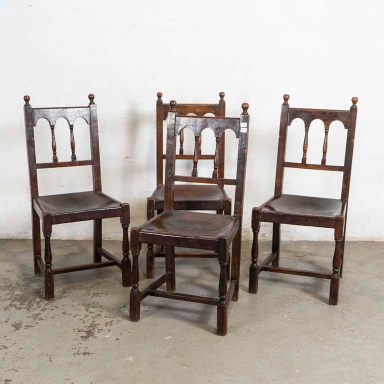 Juego de 4 Sillas Españolas de Madera y Suela
