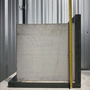Mesitas de Apoyo Esquinero en L de Granito Negro y Cemento - imagen 3