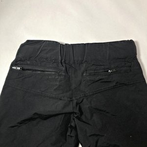 Conjunto Ropa Niño: Pantalón, Calza y Remera Under Armour - imagen 6
