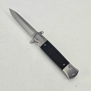 Navaja Plegable de Bolsillo con Mango Negro y Clip - imagen 1