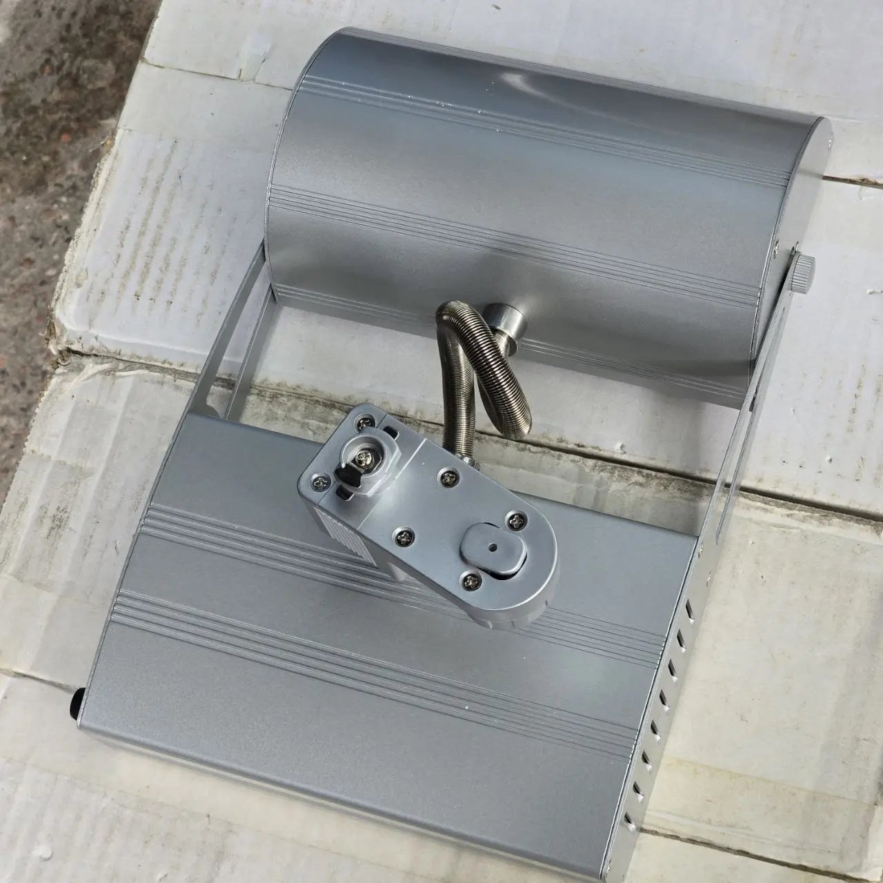 Lote #72 Caja con 5 Spot para riel 70w - Accesorios para Vehículos - imagen 3