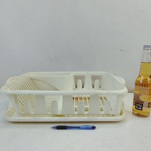 Lote de 4 Piezas de Bazar: Escurreplatos, Pato de Baño, Jarra y Bowl - imagen 6