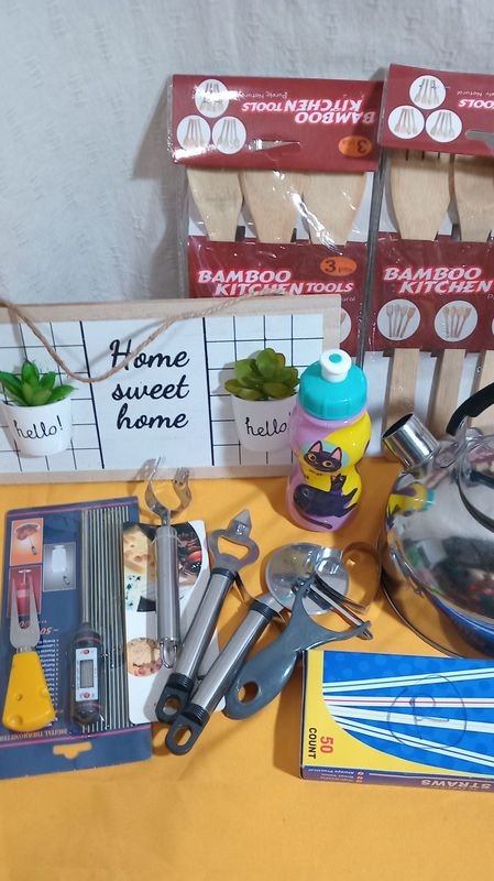 Colección de herramientas de cocina y accesorios