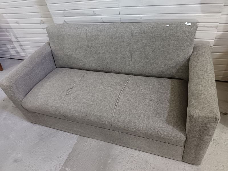 Item 879938 - Image 0