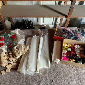 Lote de Gomas de Borrar Funsa Escolares y Artículos Navideños - imagen 1
