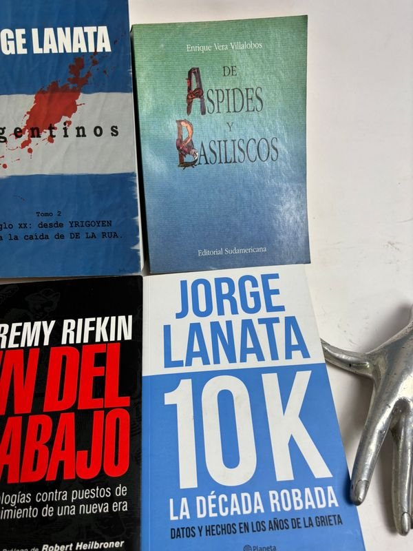 Colección de libros sobre política, historia y sociedad argentina - imagen 9