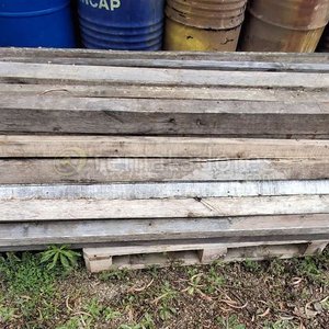 Lote de Barriles Metálicos y Madera para Reciclaje o Proyectos - imagen 2