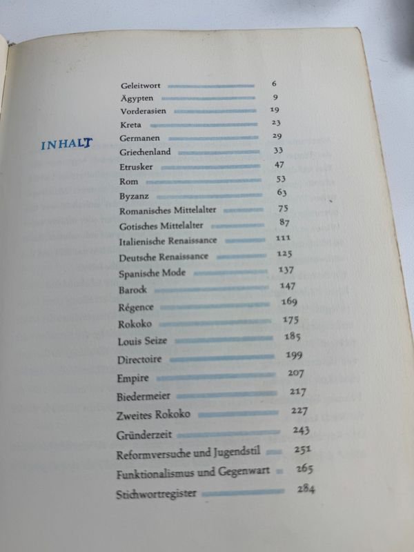 Libro histórico sobre el vestuario de todas las épocas - imagen 5