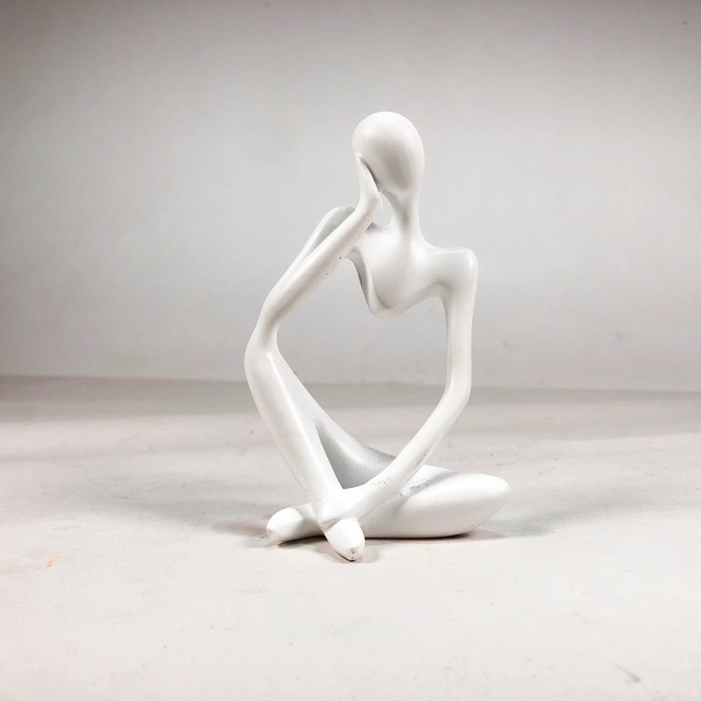 Figura en cerámica sentada con piernas cruzadas - imagen 2