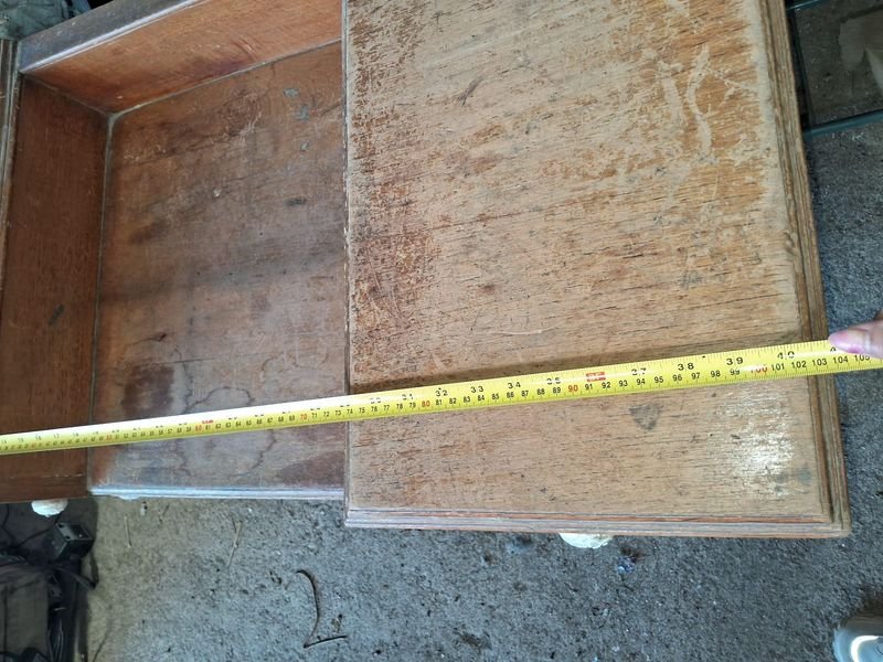 Antiguo mueble tocador con seis cajones - imagen 4