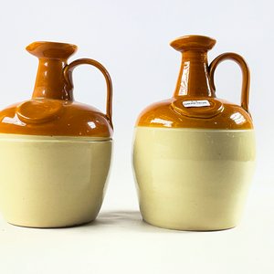 Dos Porrones de Gres Marrón y Beige - imagen 3