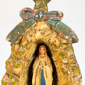 Gruta con Virgen de Lourdes en Yeso, 45 cm - imagen 2