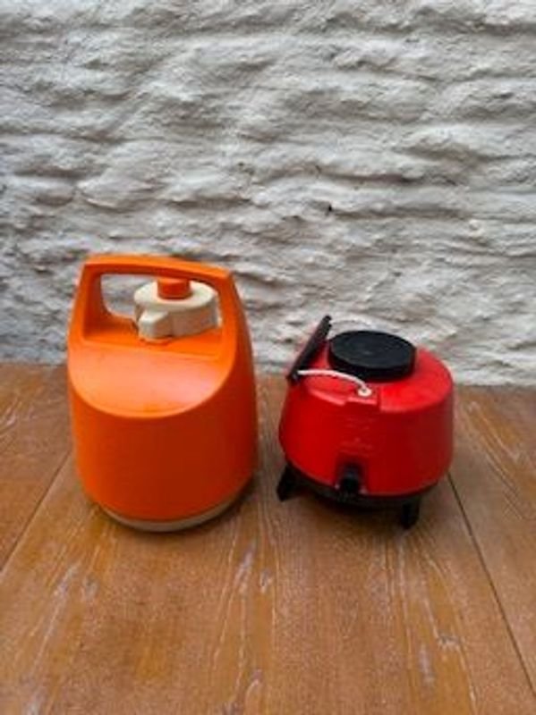 Lote anterior: Lote de termos de camping con bomba cebadora nuevos sin uso
