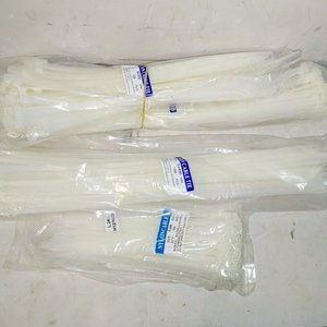Lote anterior: 400 Precintos de Nylon para Cables
