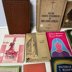 Lote de 18 Libros de Religión Católica y Teología - imagen 3