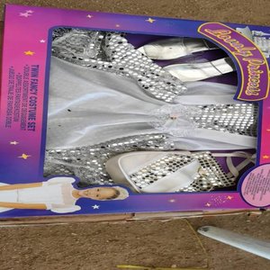 Lote siguiente: Disfraz Infantil "Lovely Princess" de Lentejuelas Plateadas